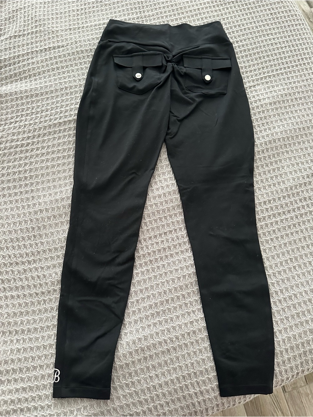 EUC Bombshell POCKET POP LEGGINGS 2.0 - Picture 8 of 10